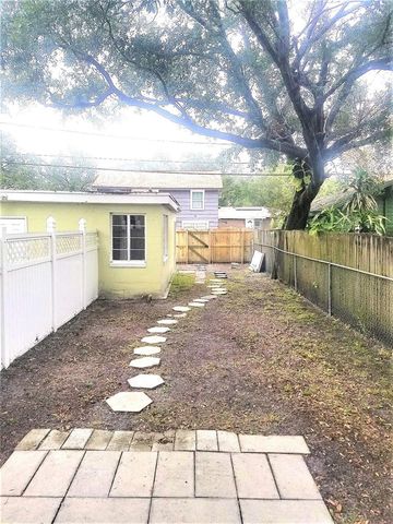2259 2ND AVE N, St Petersburg, FL 33713