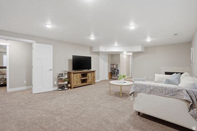 6785 S 700 E, Midvale, UT 84047