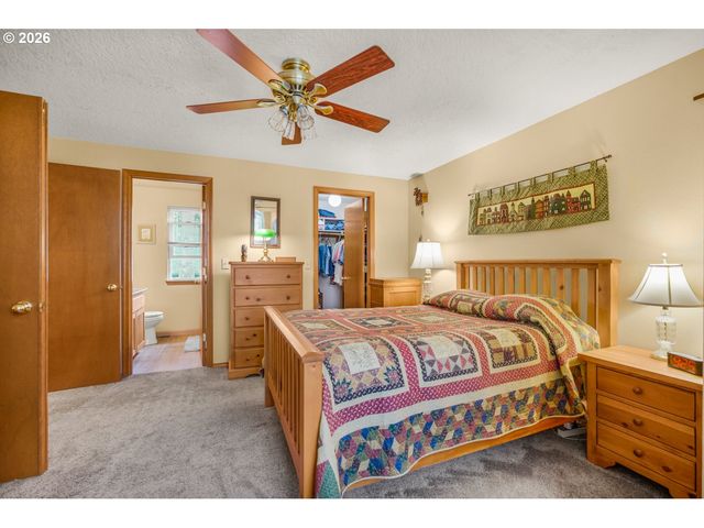 16216 Sw 104TH Ave, Portland, OR 97224