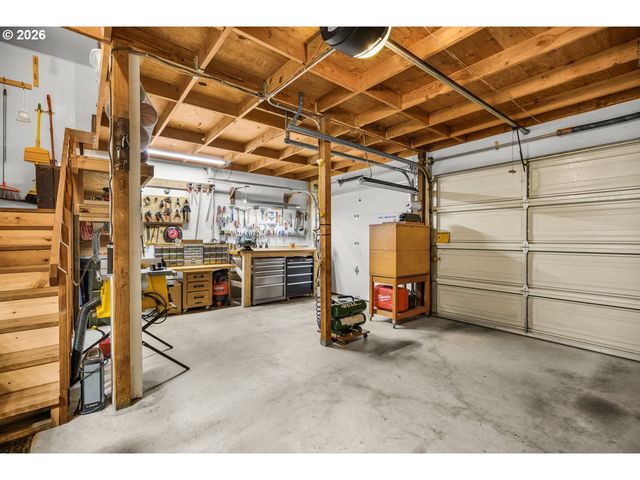 16216 Sw 104TH Ave, Portland, OR 97224