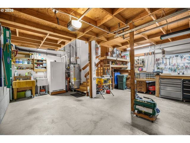 16216 Sw 104TH Ave, Portland, OR 97224