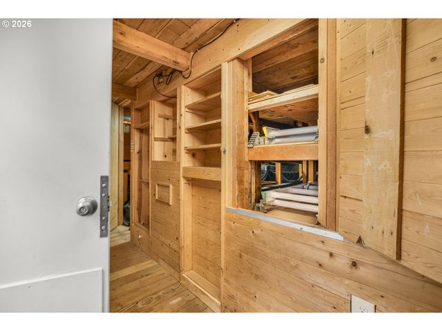16216 Sw 104TH Ave, Portland, OR 97224