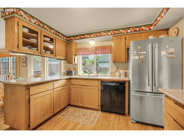 16216 Sw 104TH Ave, Portland, OR 97224