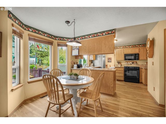16216 Sw 104TH Ave, Portland, OR 97224