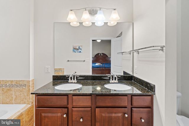 8056 LOCUST MILL ST, Ellicott City, MD 21043