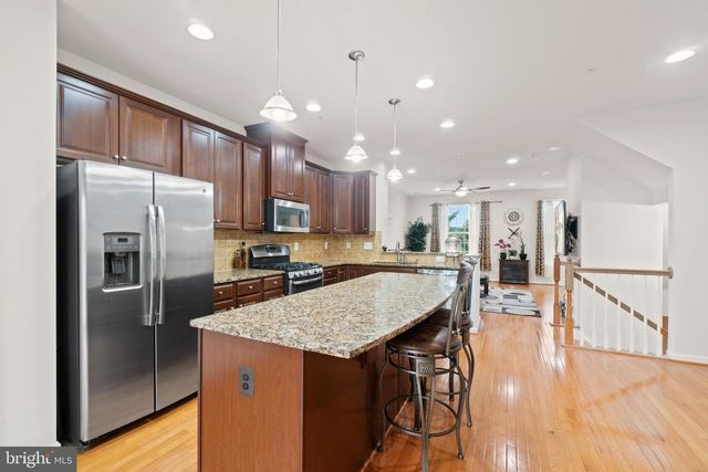 8056 LOCUST MILL ST, Ellicott City, MD 21043