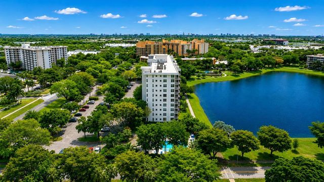 2900 N Course Drive 208, Pompano Beach, FL 33069