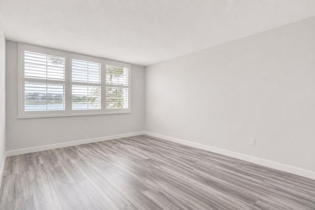 2900 N Course Drive 208, Pompano Beach, FL 33069