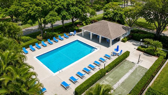 2900 N Course Drive 208, Pompano Beach, FL 33069