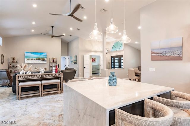 607 SW 57th ST, Cape Coral, FL 33914