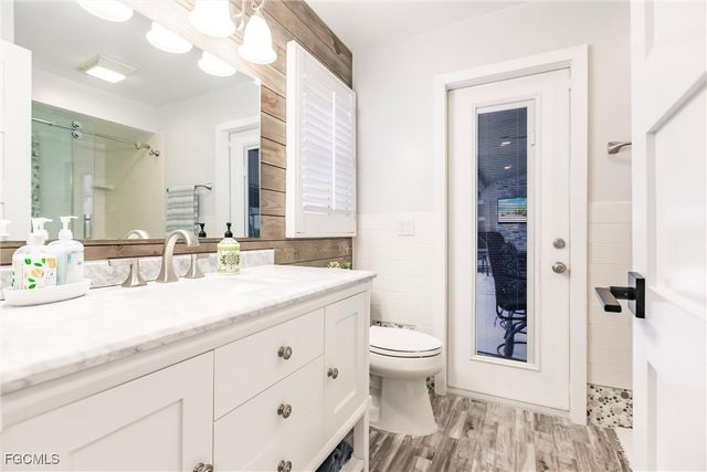 607 SW 57th ST, Cape Coral, FL 33914