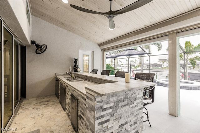 607 SW 57th ST, Cape Coral, FL 33914