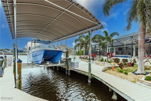 607 SW 57th ST, Cape Coral, FL 33914