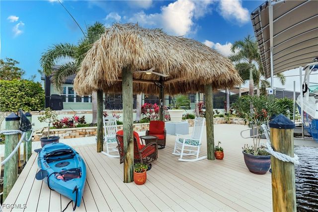 607 SW 57th ST, Cape Coral, FL 33914