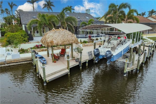 607 SW 57th ST, Cape Coral, FL 33914