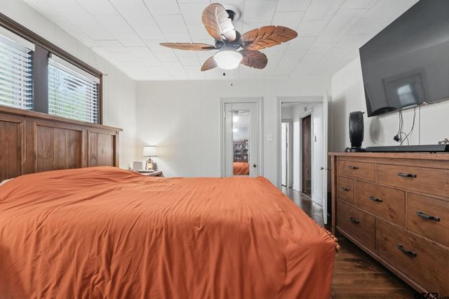 1011 W Rusk, Tyler, TX 75701