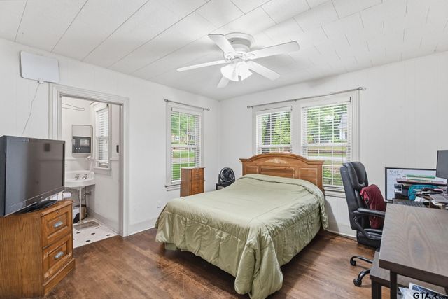 1011 W Rusk, Tyler, TX 75701