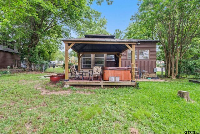 1011 W Rusk, Tyler, TX 75701