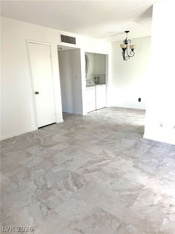 4674 Monterey Circle 4, Las Vegas, NV 89169