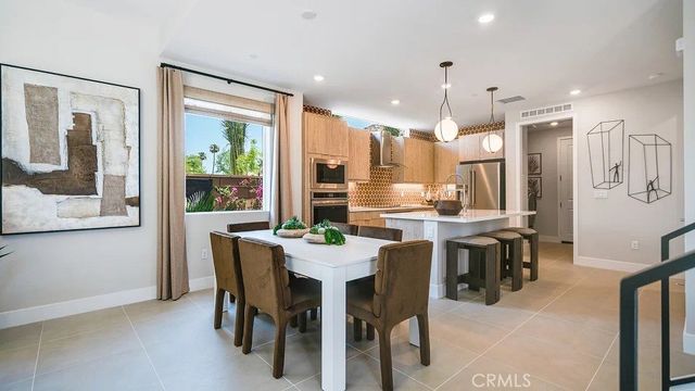 2642 Prairie Rose Lane, Palm Springs, CA 92264