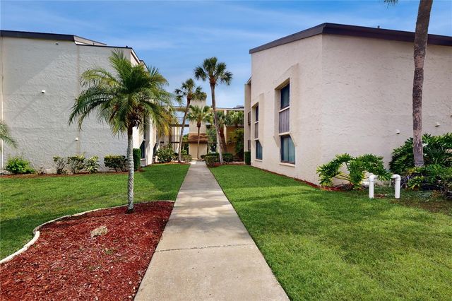 2205 BELLEAIR ROAD A13, Clearwater, FL 33764