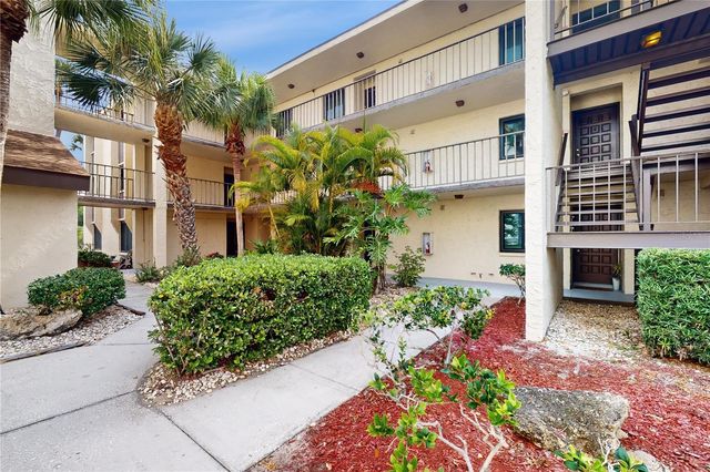 2205 BELLEAIR ROAD A13, Clearwater, FL 33764