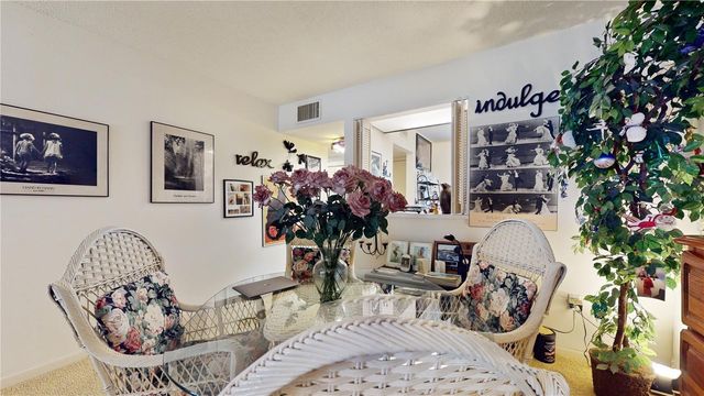 2205 BELLEAIR ROAD A13, Clearwater, FL 33764