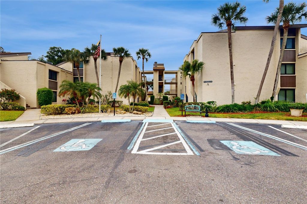 2205 BELLEAIR ROAD A13, Clearwater, FL 33764
