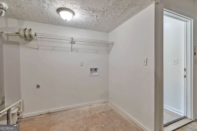 5350 Rockbridge Road, Stone Mountain, GA 30088