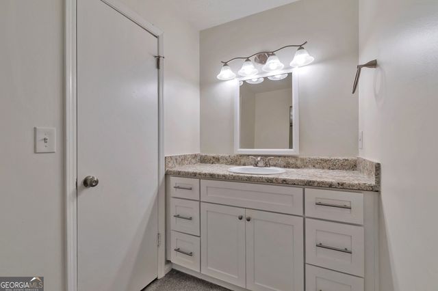5350 Rockbridge Road, Stone Mountain, GA 30088