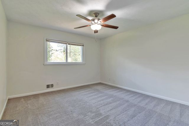 5350 Rockbridge Road, Stone Mountain, GA 30088