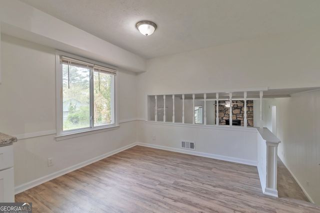 5350 Rockbridge Road, Stone Mountain, GA 30088