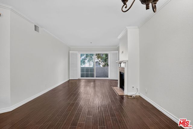 4401 Sepulveda Boulevard 104, Los Angeles, CA 91403