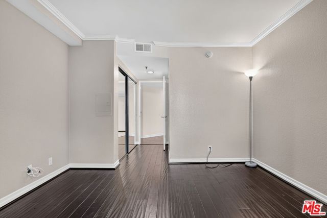 4401 Sepulveda Boulevard 104, Los Angeles, CA 91403