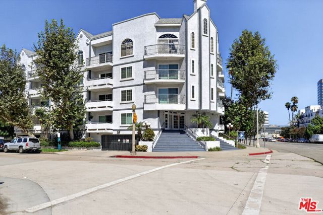 4401 Sepulveda Boulevard 104, Los Angeles, CA 91403