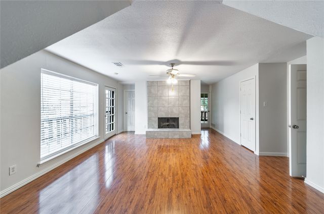 212 Magic Lane, Sunnyvale, TX 75182