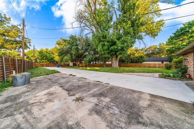 212 Magic Lane, Sunnyvale, TX 75182