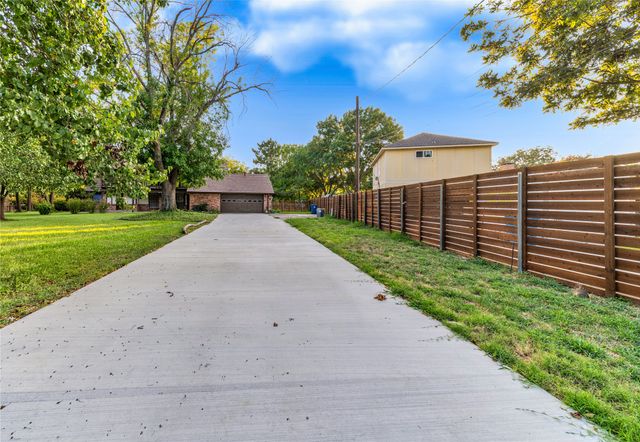 212 Magic Lane, Sunnyvale, TX 75182