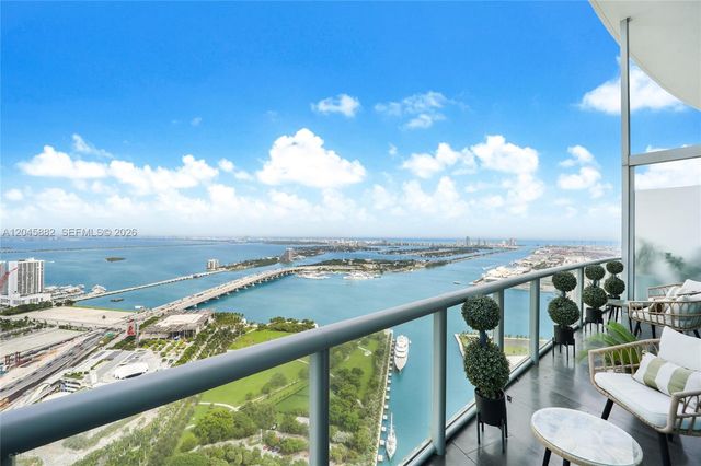 888 Biscayne Blvd 5112, Miami, FL 33132