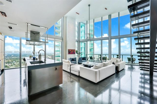 888 Biscayne Blvd 5112, Miami, FL 33132