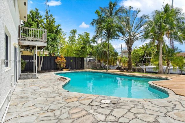 1617 SW 17th Avenue, Fort Lauderdale, FL 33312
