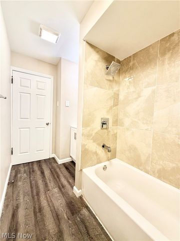 19304 Mayfair Lane, Warrensville Heights, OH 44128