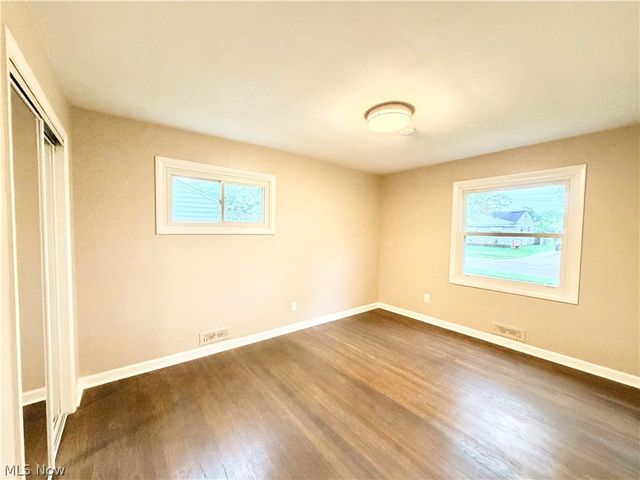 19304 Mayfair Lane, Warrensville Heights, OH 44128
