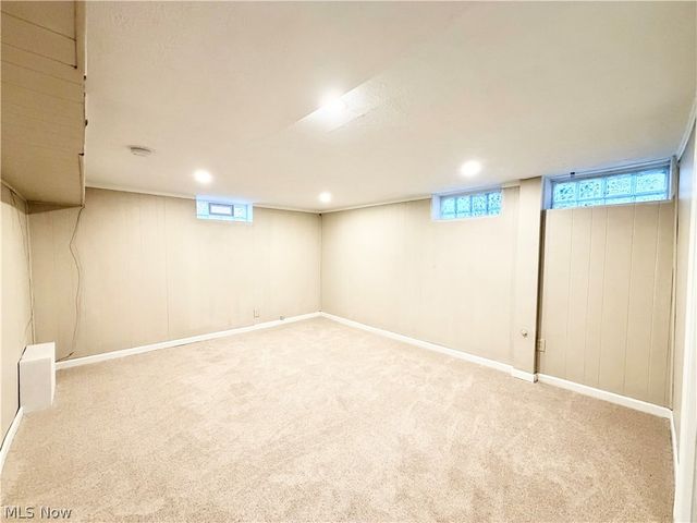 19304 Mayfair Lane, Warrensville Heights, OH 44128
