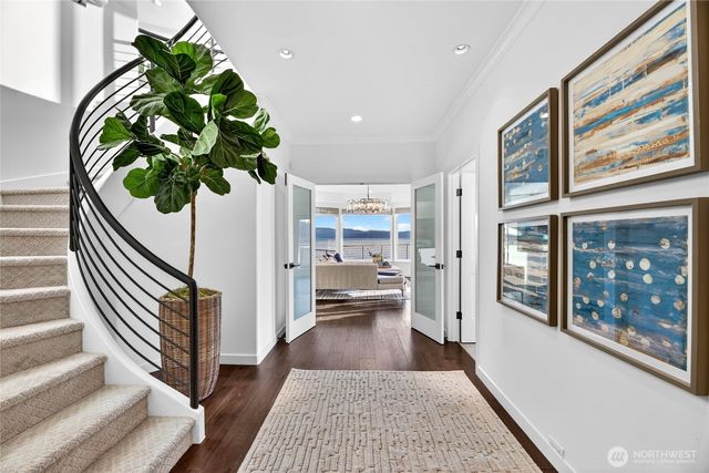 2007 E Lake Sammamish Parkway NE, Sammamish, WA 98074