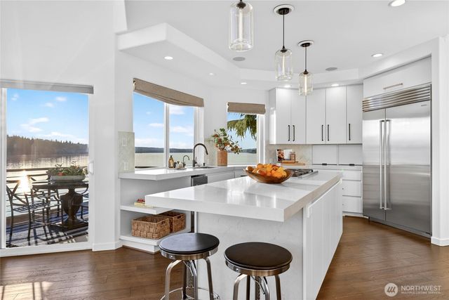 2007 E Lake Sammamish Parkway NE, Sammamish, WA 98074
