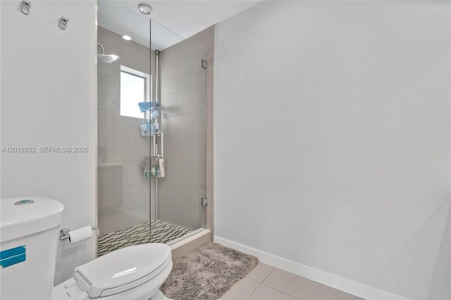 8610 NW 25th St, Sunrise, FL 33322
