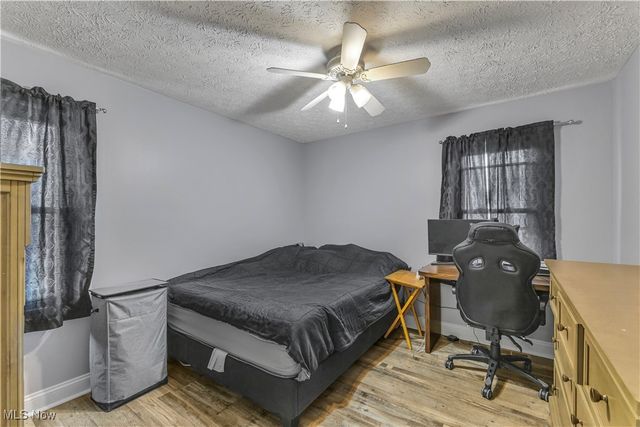 9391-9381 Columbia Road, Olmsted Falls, OH 44138