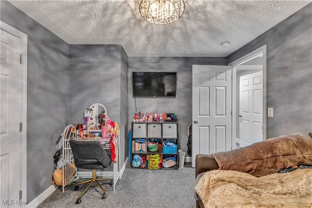 9391-9381 Columbia Road, Olmsted Falls, OH 44138