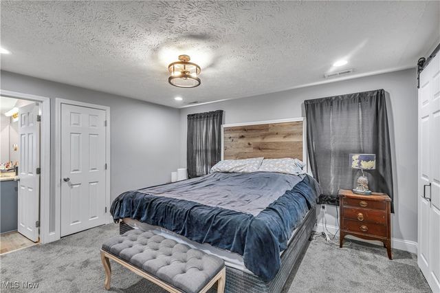 9391-9381 Columbia Road, Olmsted Falls, OH 44138